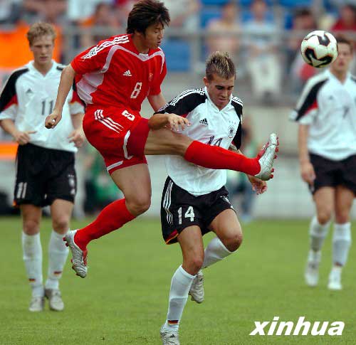 中国队与德国队进行友谊赛交流