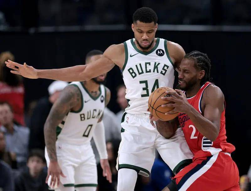 雄鹿翻盘雷霆，伦纳德扛起全队