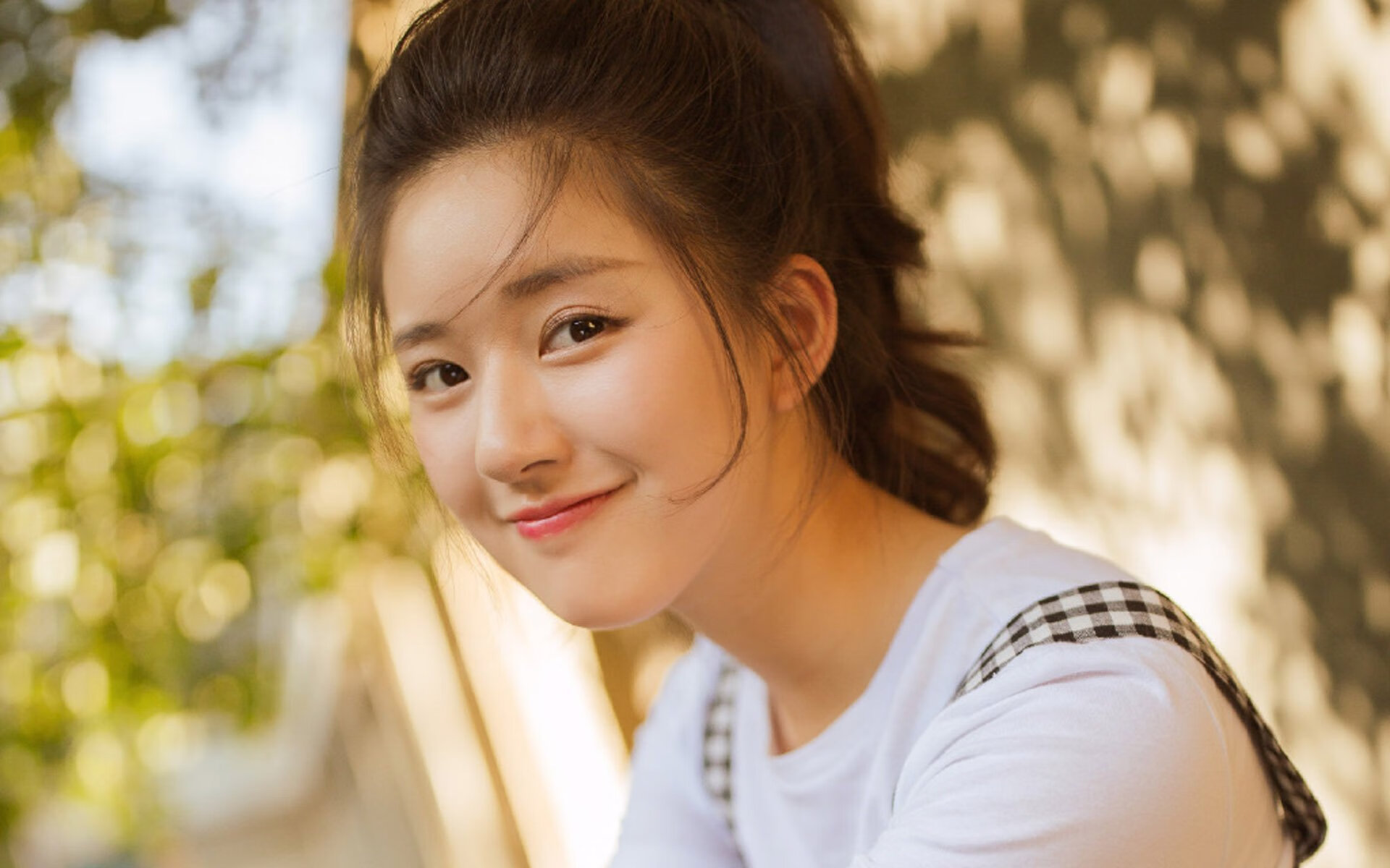 IM体育官网入口-冰与火的对抗，莫兰特防守锁死对手，森林狼体系强压新疆队